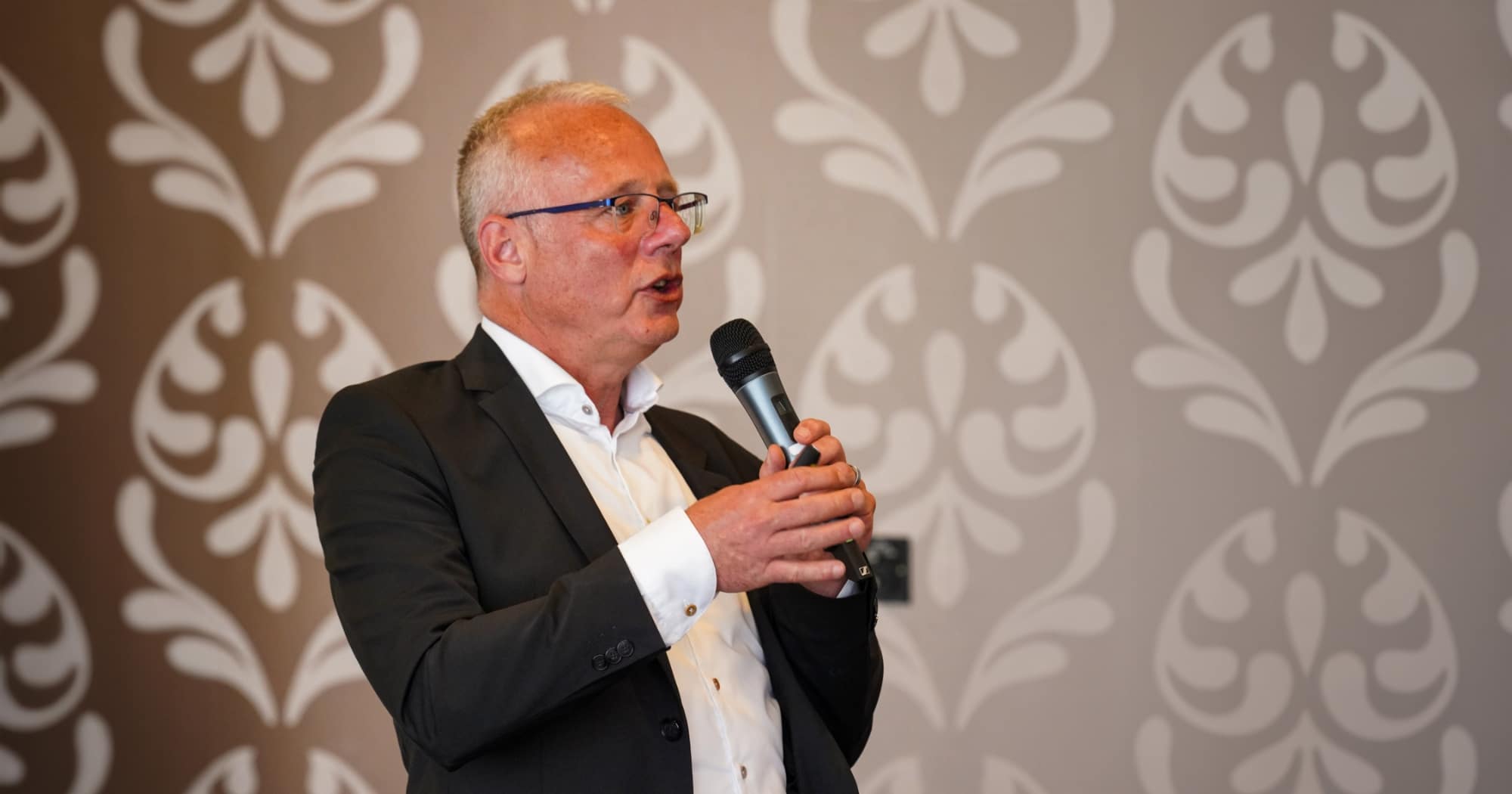 Raymond Mars presenteert